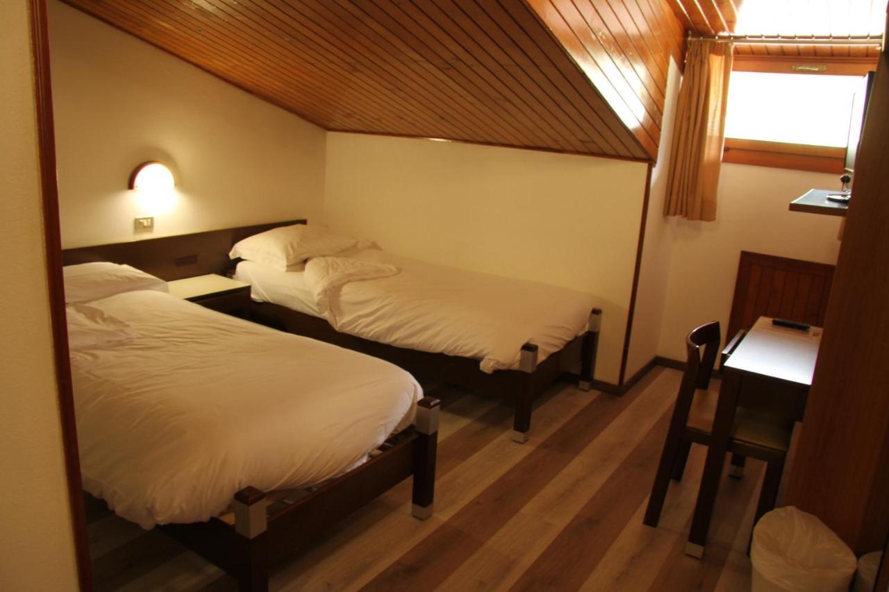 Hotel Davost Forni di Sopra Exteriér fotografie
